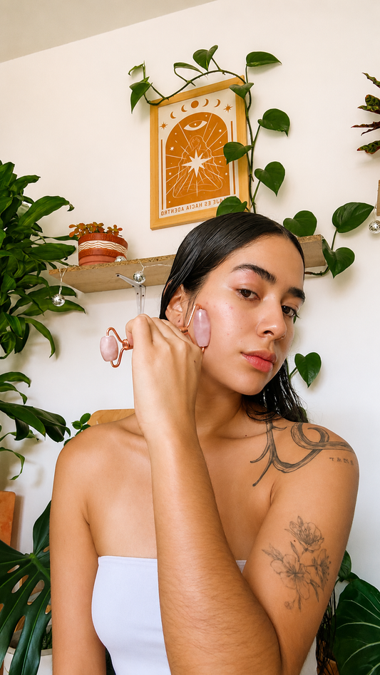 Rodillo de cuarzo rosa + Gua Sha
